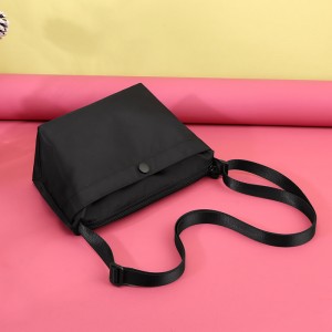 Lady’s bag customization